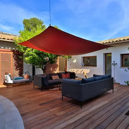 Mediterranean With Sea View In Bormes * Le Pradet