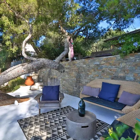Mediterranean With Sea View In Bormes * Le Pradet